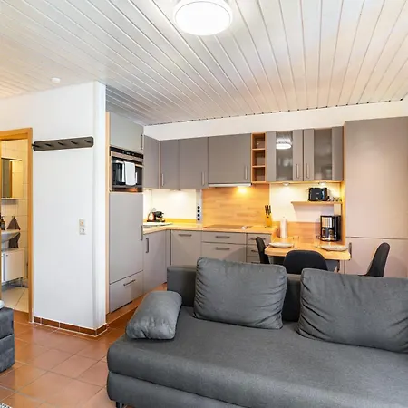 Haus Ersfeld - Gartenstudio Бад-Тайнах-Цавельштайн